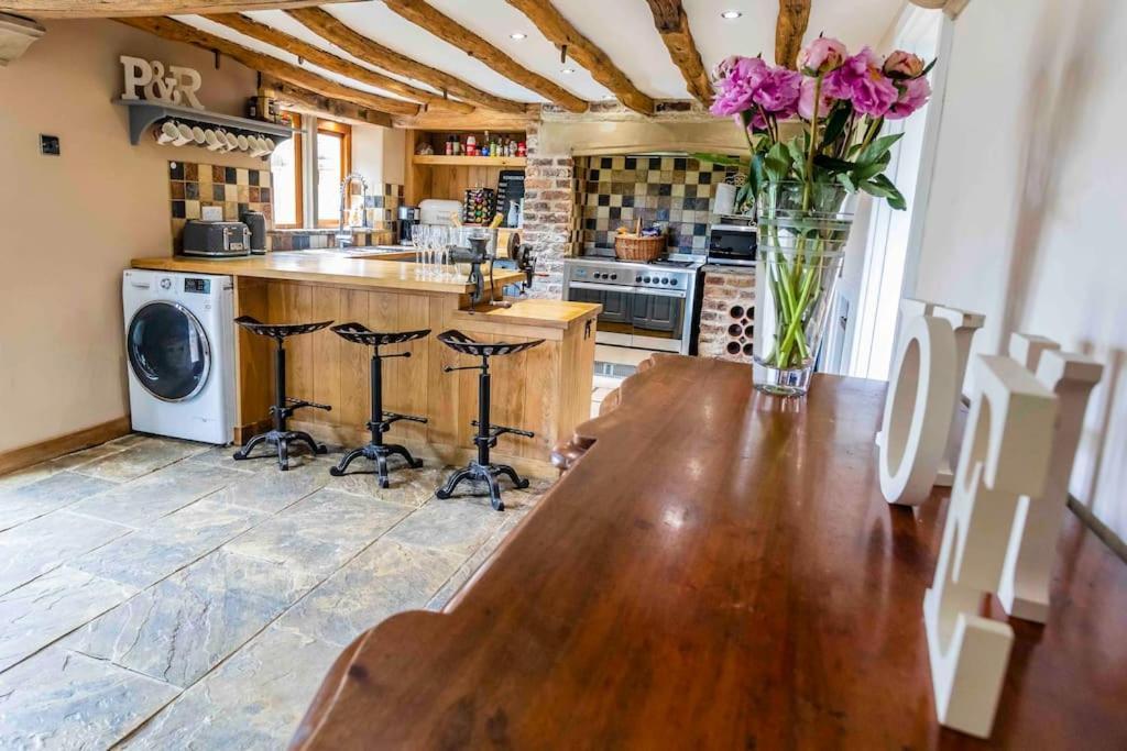 Four Bed Barn Conversion Junction 37 38 M1 Barnsley Kültér fotó