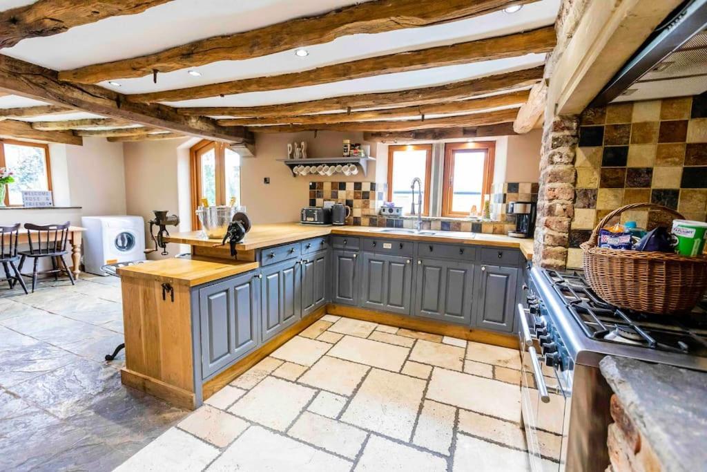 Four Bed Barn Conversion Junction 37 38 M1 Barnsley Kültér fotó